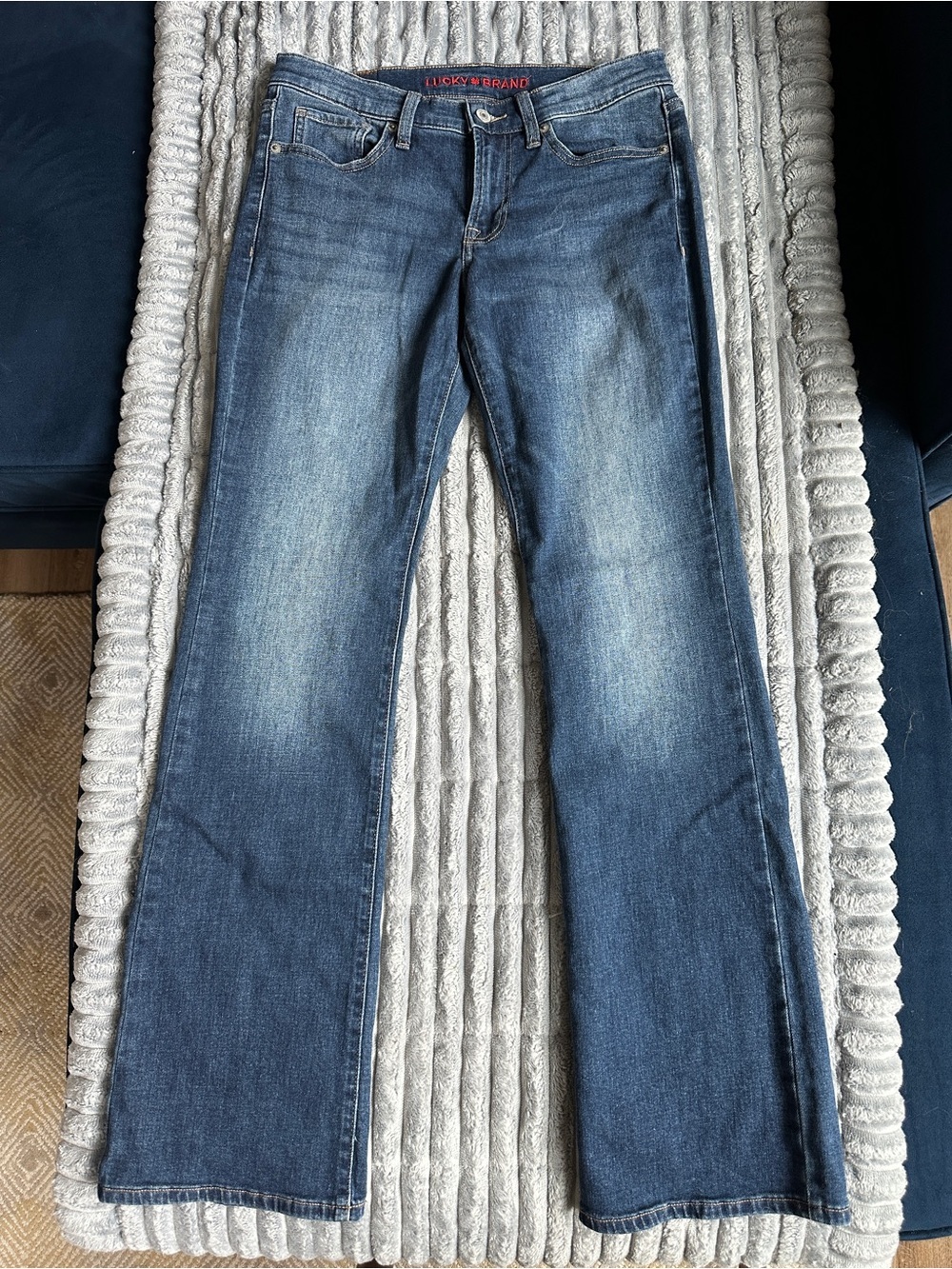 Lucky Brand sweet midrise boot jeans with stretch